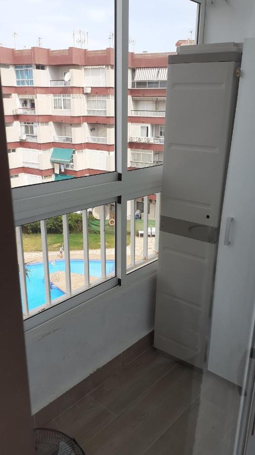 Amplio Piso Al Lado De La Playa En Nerja Apartment Ngoại thất bức ảnh