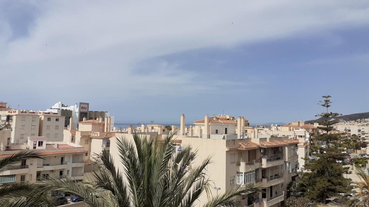 Amplio Piso Al Lado De La Playa En Nerja Apartment Ngoại thất bức ảnh