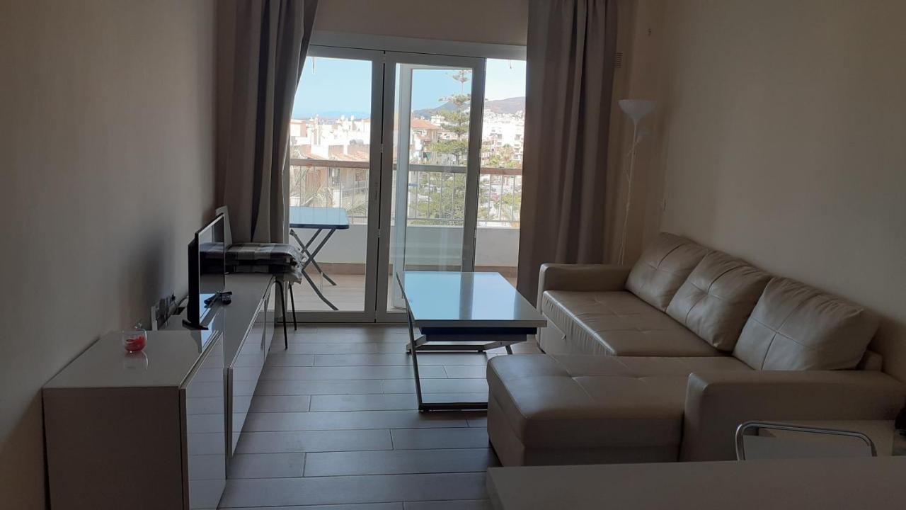 Amplio Piso Al Lado De La Playa En Nerja Apartment Ngoại thất bức ảnh